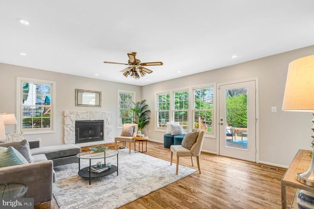 4809 SWEETBIRCH DR, Rockville, MD 20853