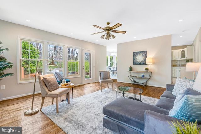 4809 SWEETBIRCH DR, Rockville, MD 20853