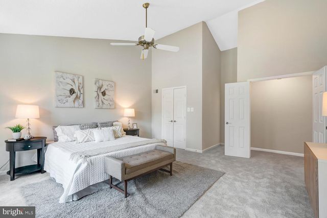 4809 SWEETBIRCH DR, Rockville, MD 20853