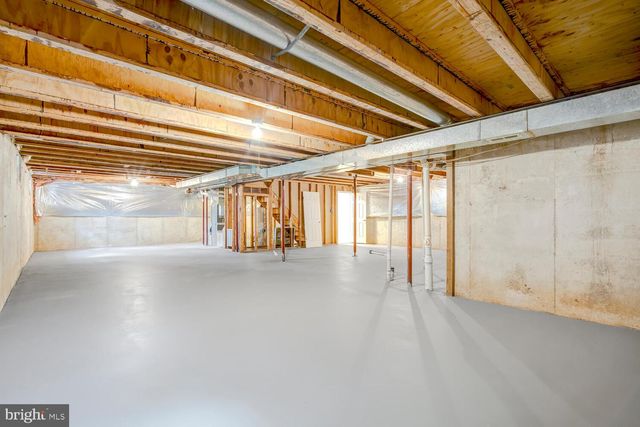 4809 SWEETBIRCH DR, Rockville, MD 20853