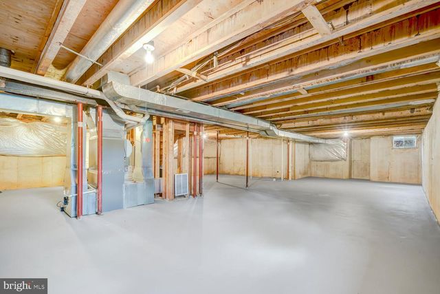 4809 SWEETBIRCH DR, Rockville, MD 20853