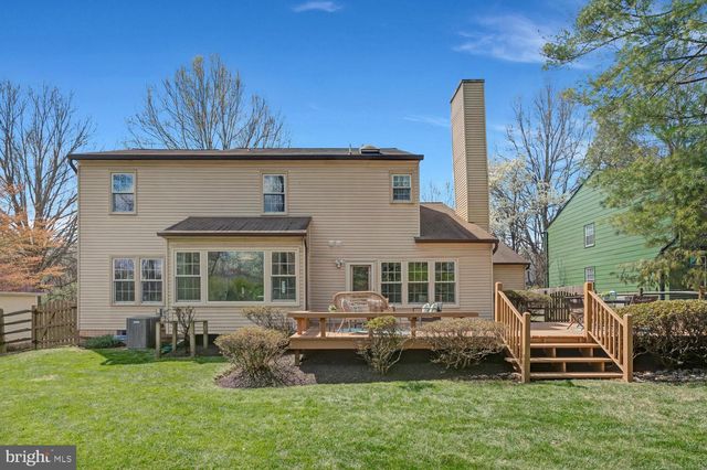 4809 SWEETBIRCH DR, Rockville, MD 20853