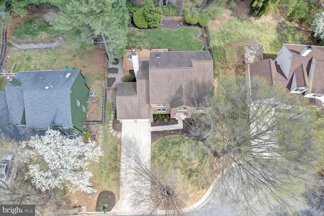 4809 SWEETBIRCH DR, Rockville, MD 20853