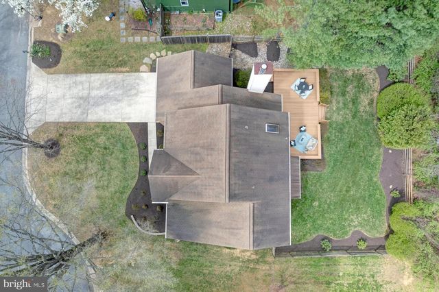 4809 SWEETBIRCH DR, Rockville, MD 20853