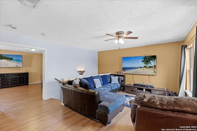 9907 AUTUMN DAWN, Converse, TX 78109