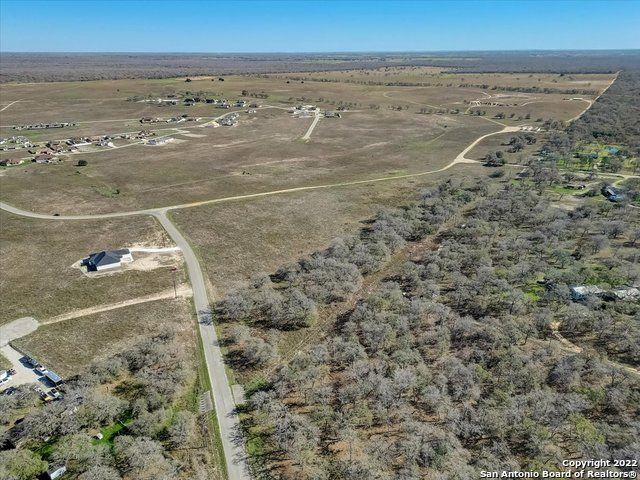 0 Deer Park Ln, La Vernia, TX 78121