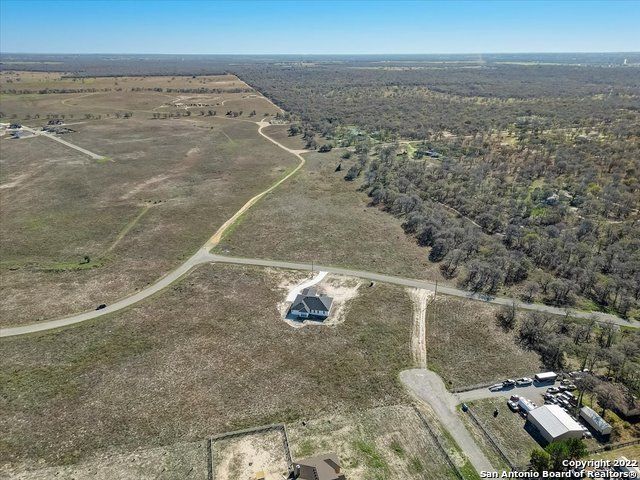 0 Deer Park Ln, La Vernia, TX 78121