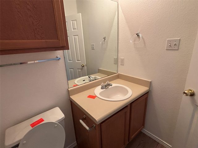 801 Jane Austen TRL B, Pflugerville, TX 78660