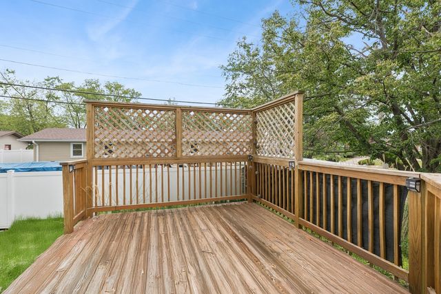 15118 Hillside Avenue, Oak Forest, IL 60452