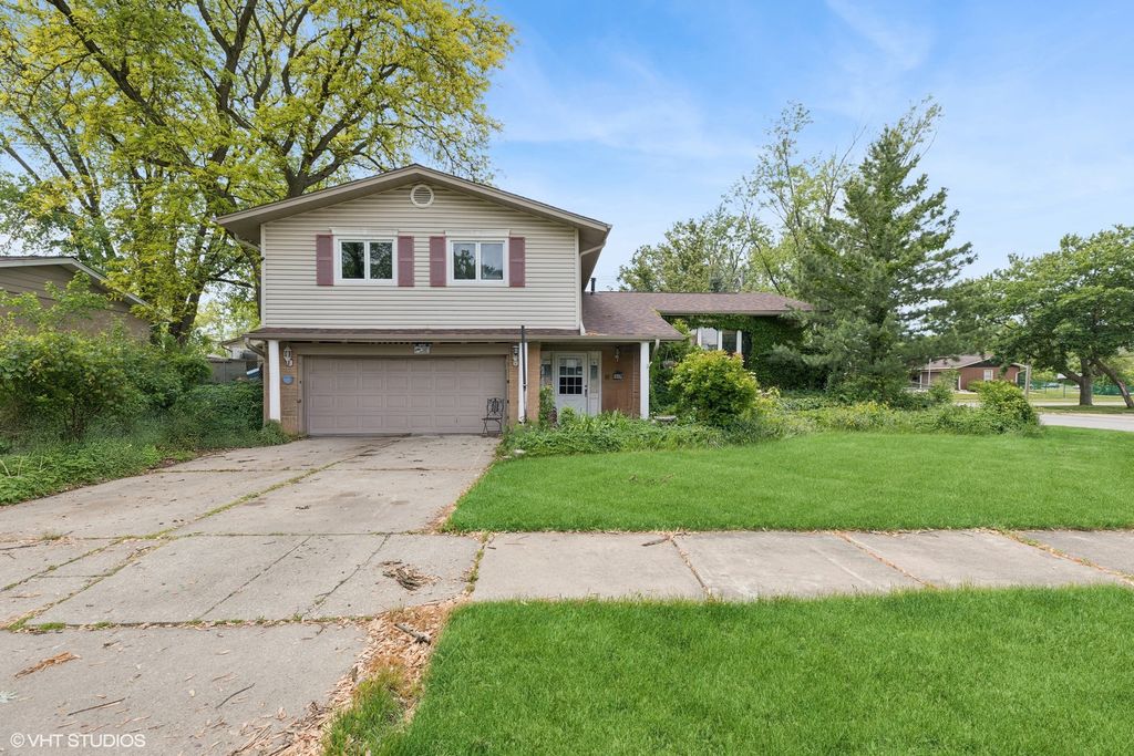 15118 Hillside Avenue, Oak Forest, IL 60452