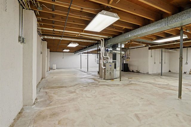 1806 Broadway Street, Niles, MI 49120