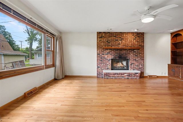 1806 Broadway Street, Niles, MI 49120