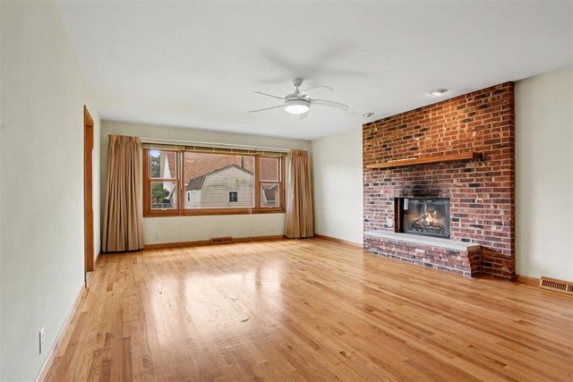 1806 Broadway Street, Niles, MI 49120