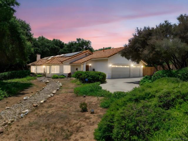 16635 Shady Oaks Drive, Ramona, CA 92065