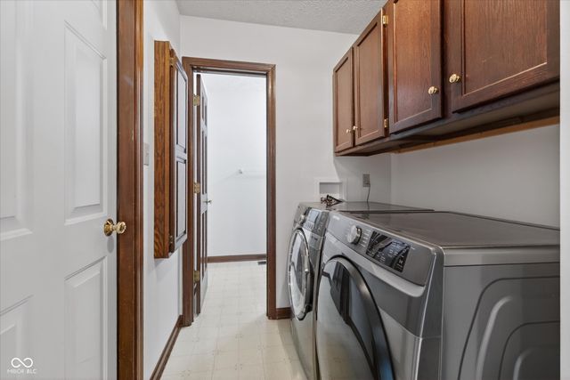 620 Hamlet Drive, Avon, IN 46123