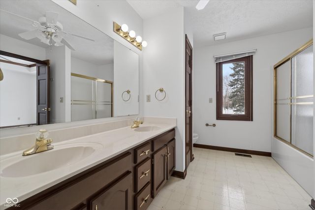 620 Hamlet Drive, Avon, IN 46123