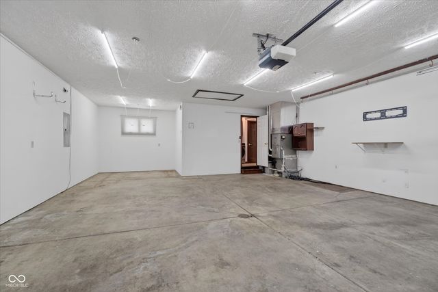 620 Hamlet Drive, Avon, IN 46123