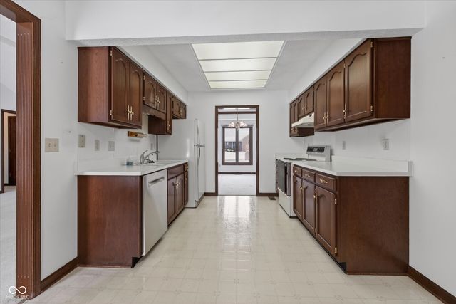 620 Hamlet Drive, Avon, IN 46123