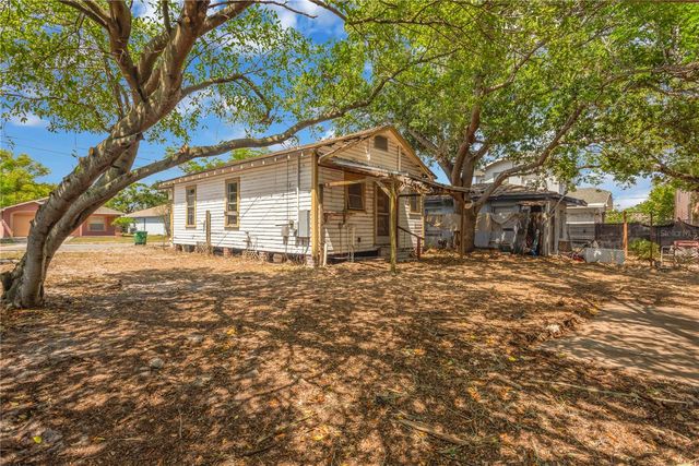 2505 E 17TH AVENUE, Tampa, FL 33605