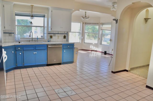 5351 N Camino De Oeste, Tucson, AZ 85745