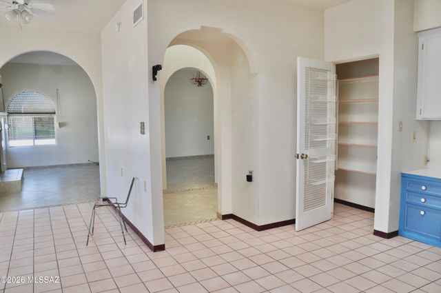 5351 N Camino De Oeste, Tucson, AZ 85745