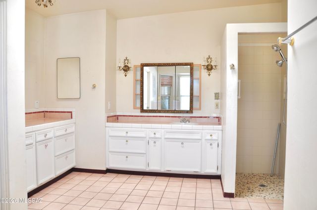 5351 N Camino De Oeste, Tucson, AZ 85745