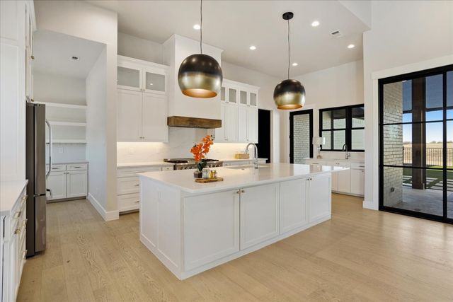 1442 Kara Trail, Van Alstyne, TX 75495