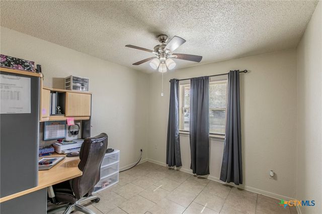 211 W Robin Lane, Harker Heights, TX 76548