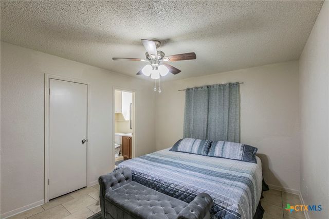 211 W Robin Lane, Harker Heights, TX 76548