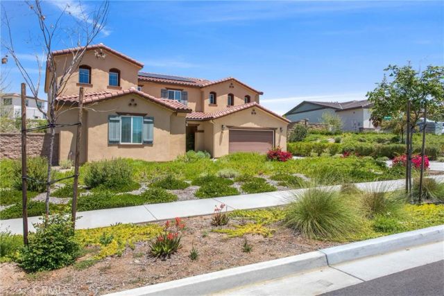 1173 Matterhorn, Riverside, CA 92506