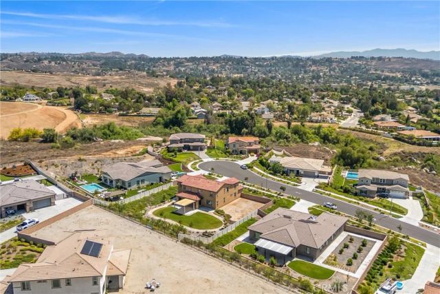 1173 Matterhorn, Riverside, CA 92506