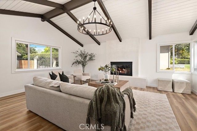 543 N Glenwood Avenue, Glendora, CA 91741