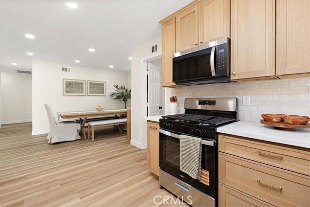 543 N Glenwood Avenue, Glendora, CA 91741