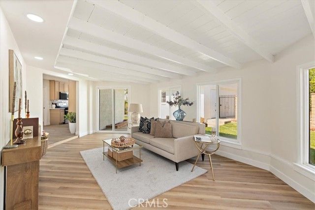 543 N Glenwood Avenue, Glendora, CA 91741