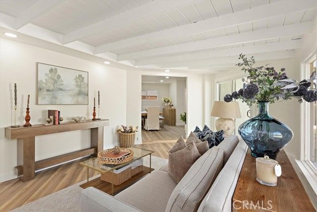 543 N Glenwood Avenue, Glendora, CA 91741