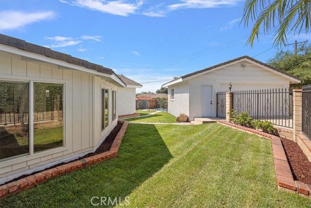 543 N Glenwood Avenue, Glendora, CA 91741