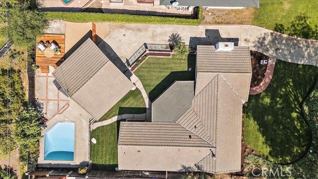 543 N Glenwood Avenue, Glendora, CA 91741