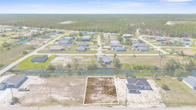 1013 NE 44TH STREET, Cape Coral, FL 33909