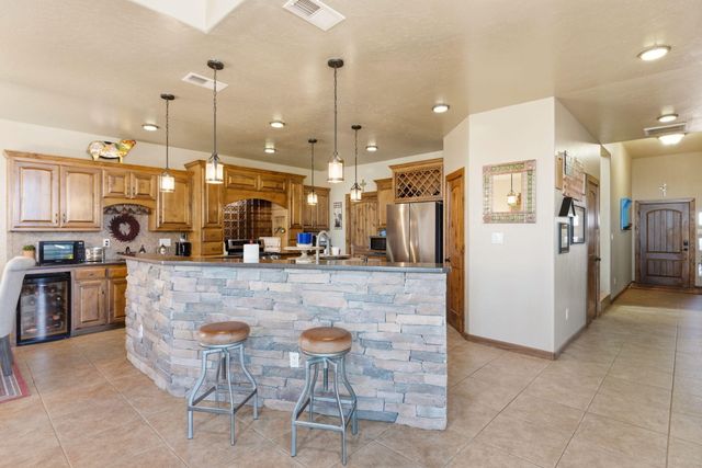 4626 16th Avenue NE, Rio Rancho, NM 87144