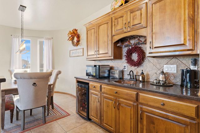 4626 16th Avenue NE, Rio Rancho, NM 87144