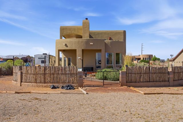 4626 16th Avenue NE, Rio Rancho, NM 87144