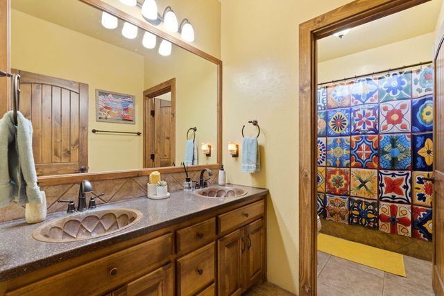 4626 16th Avenue NE, Rio Rancho, NM 87144