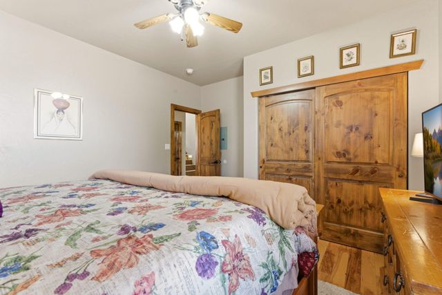 4626 16th Avenue NE, Rio Rancho, NM 87144
