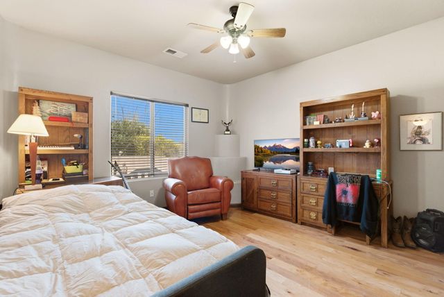 4626 16th Avenue NE, Rio Rancho, NM 87144