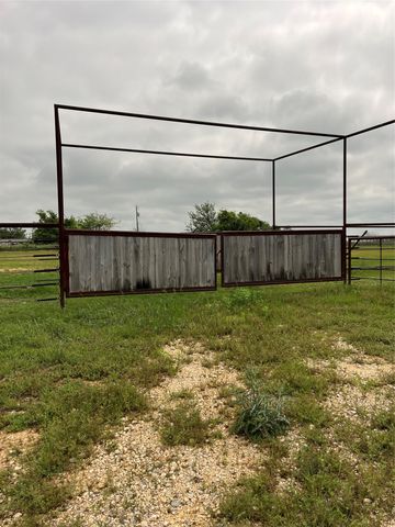 1661 County Road 195, Dublin, TX 76446