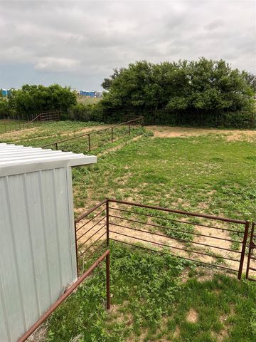 1661 County Road 195, Dublin, TX 76446