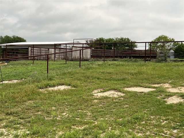 1661 County Road 195, Dublin, TX 76446