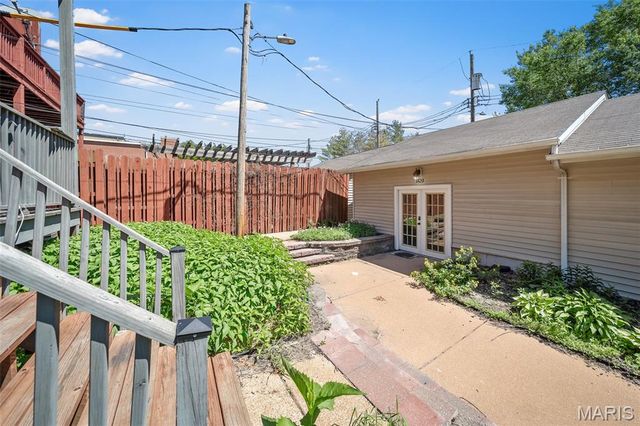 1420 Dolman Street, St Louis, MO 63104