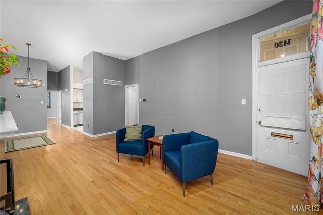 1420 Dolman Street, St Louis, MO 63104