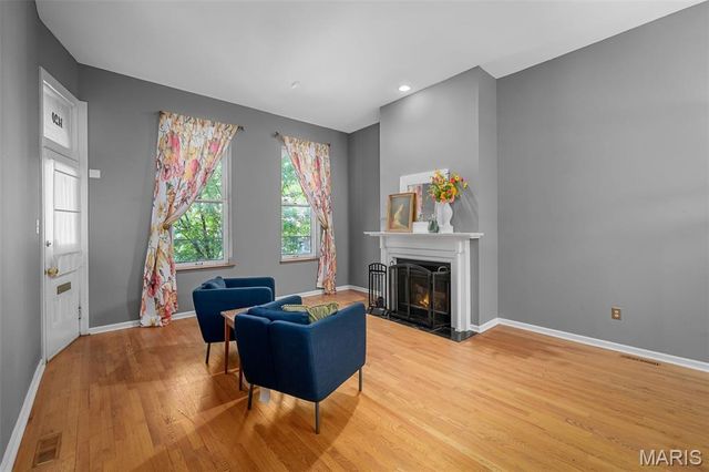 1420 Dolman Street, St Louis, MO 63104